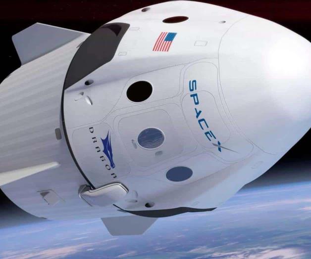 SpaceX posterga regreso de astronautas por mal clima
