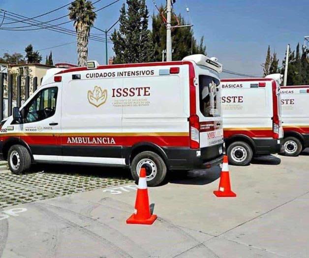Suspenden compra de 488 ambulancias