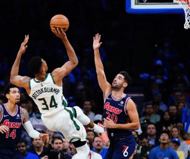 Vencen Bucks a mermados 76ers