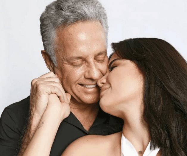 Se sacude Alexis Ayala críticas por novia joven