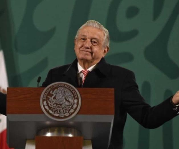 En INE tienen fondos; que se bajen el sueldo.- AMLO