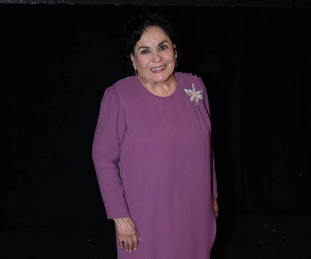 Afirman que Carmen Salinas está estable y descartaron traslado a EU