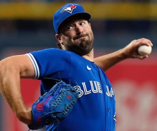 Ray, de Azulejos, repunta y gana el Cy Young Ray, de Azulejos, repunta y gana el Cy Young