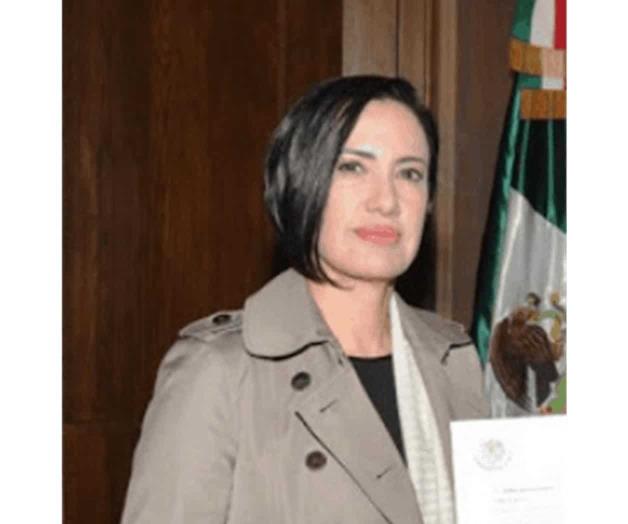 Renuncia al cargo contralora estatal; perfilan su relevo