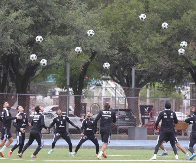 Se ausenta Pizarro de entrenamiento de Tigres