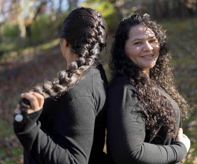 Madre e hija separadas en la frontera piden a otros no rendirse