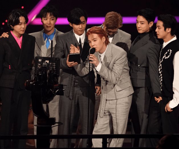Se entregaron los American Music Awards, en Los Ángeles, California donde BTS arrasó con tres galardones Se entregaron los American Music Awards, en Los Ángeles, California donde BTS arrasó con tres galardones