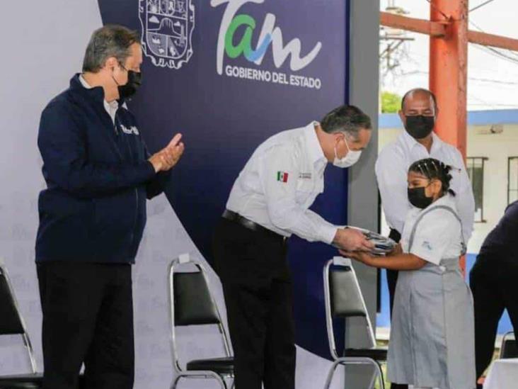 Respalda Adrián Oseguera pacto con la educación Respalda Adrián Oseguera pacto con la educación