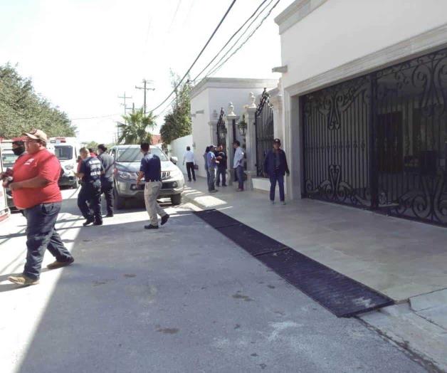 Cae a cisterna y escapa de morir electrocutado