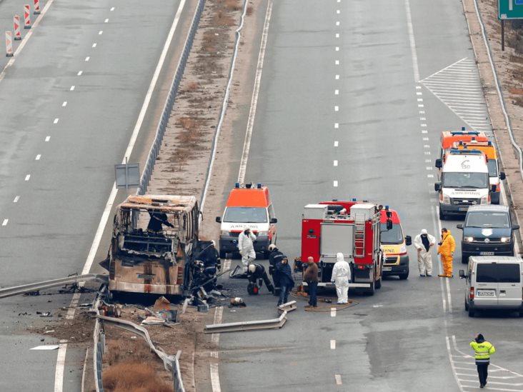 Luto nacional tras accidente de autobús en Bulgaria Luto nacional tras accidente de autobús en Bulgaria