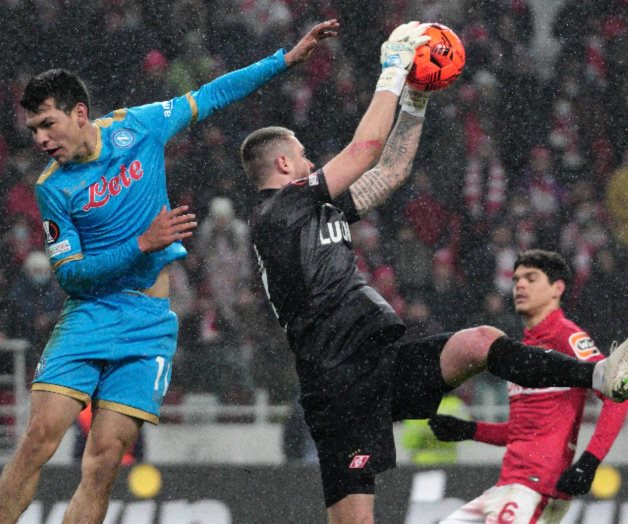 Pierde Nápoli cima de grupo