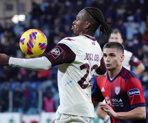 Pavoletti celebra cumpleaños con anotación para el Cagliari