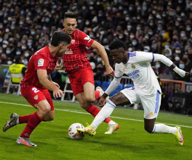 Se viste de héroe Vinicius y salva la victoria para Real Madrid