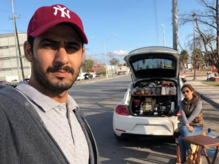 Chef árabe transforma su auto y vende café en Matamoros Chef árabe transforma su auto y vende café en Matamoros