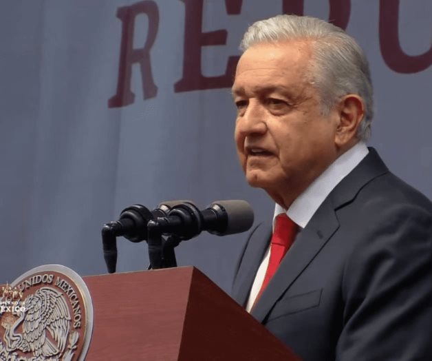 Estamos de pie; muy pronto saldremos de crisis: AMLO