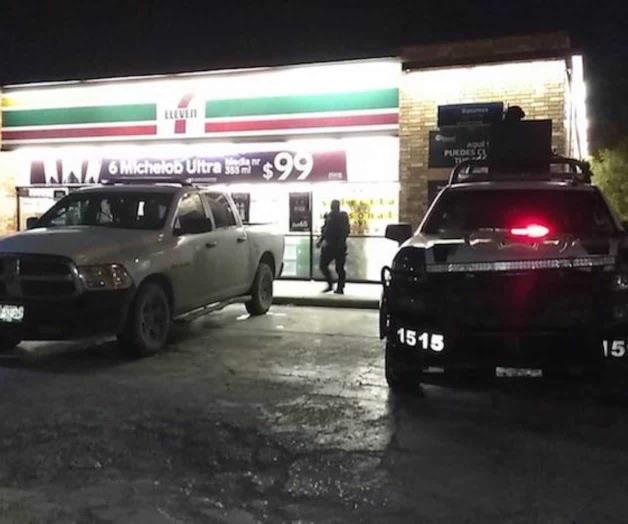 Roba alcohol sujeto armado