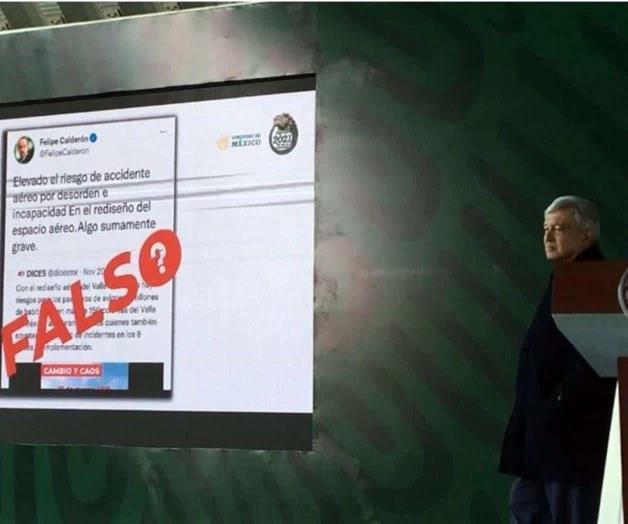 Arremeten contra PRI y Calderón por Santa Lucía