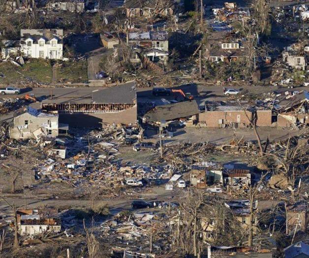 Tornados en Kentucky podrían dejar hasta 100 muertos