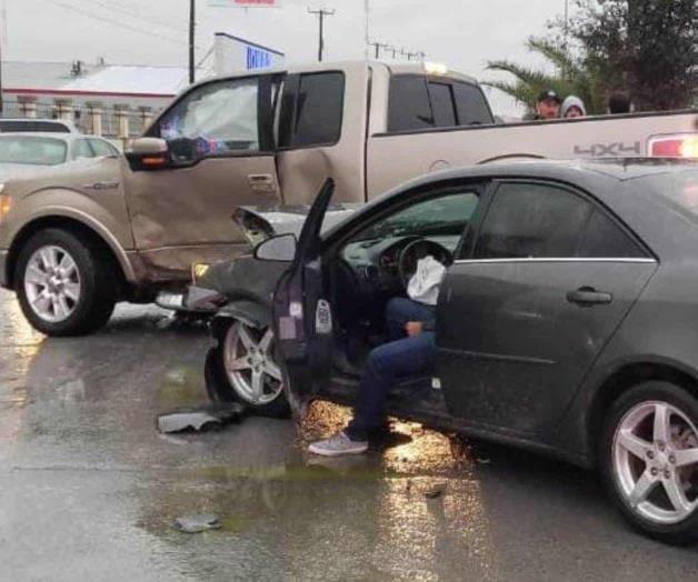 Choque arroja dos lesionados