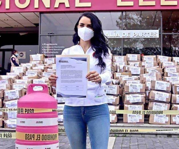 Que bajen consejeros sus sueldos