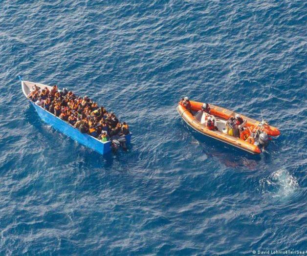 Naufraga bote con migrantes y mueren 3 Naufraga bote con migrantes y mueren 3