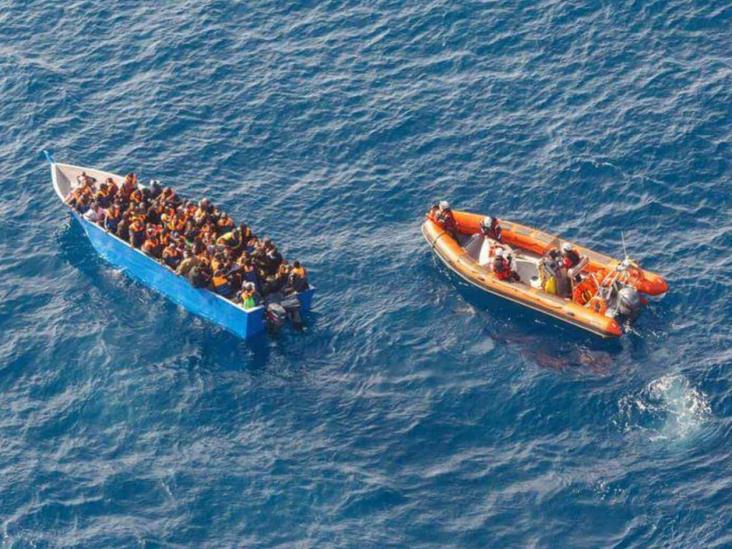 Naufraga bote con migrantes y mueren 3 Naufraga bote con migrantes y mueren 3