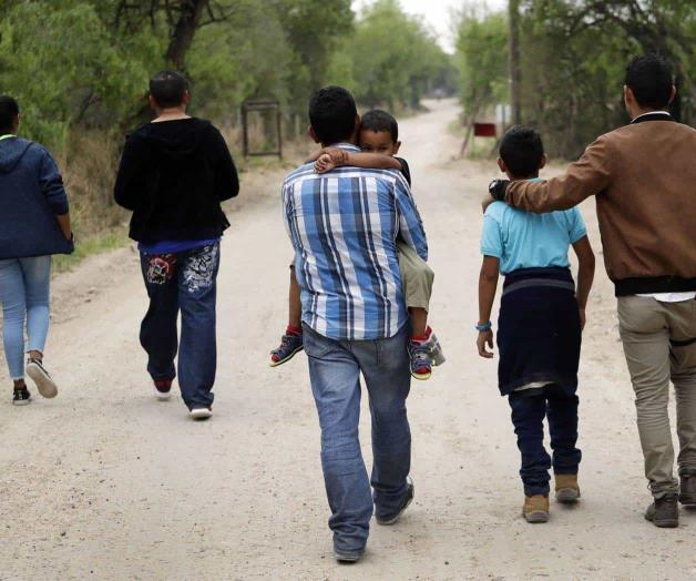 Reúnen a 100 niños con sus familiares