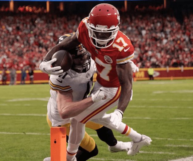 Amarran los Jefes su boleto