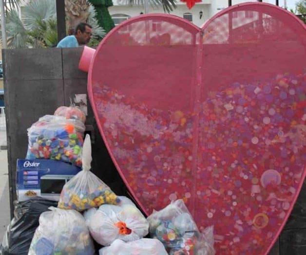 El acopio de ‘taparroscas’ apoya pacientes de cáncer El acopio de ‘taparroscas’ apoya pacientes de cáncer