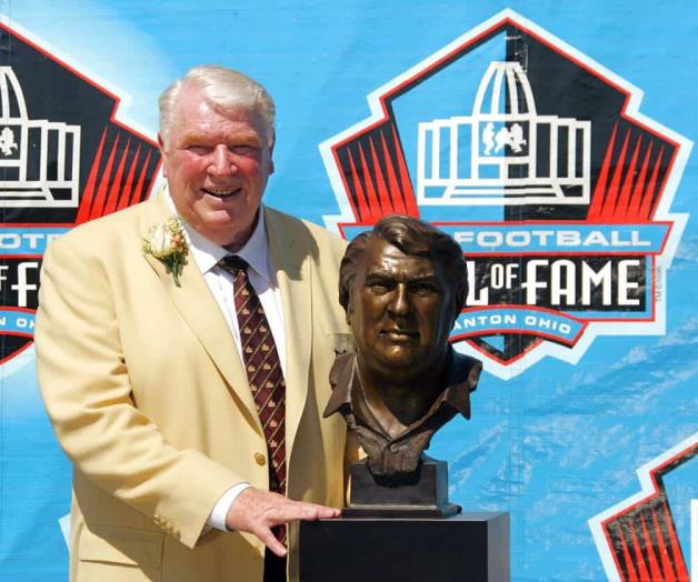 Fallece el legendario entrenador de la NFL John Madden