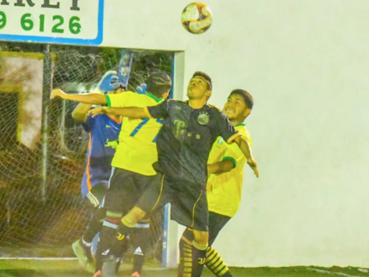 Se quedan Lobos con el liderato Se quedan Lobos con el liderato