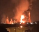 Reportan incendio en la Refinería Lázaro Cárdenas de Minatitlán