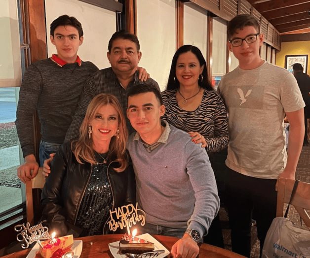 Comparten en familia Comparten en familia