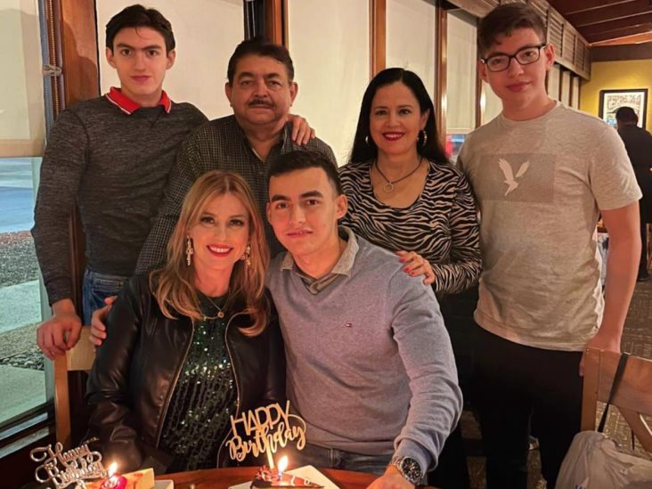 Comparten en familia Comparten en familia