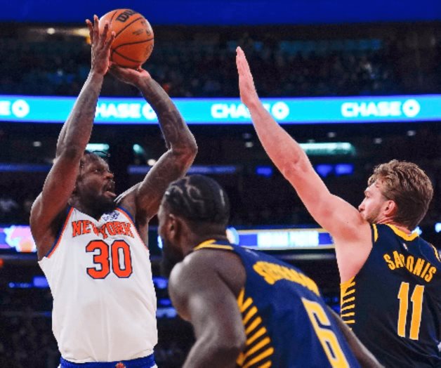 Brilla Randle en su regreso