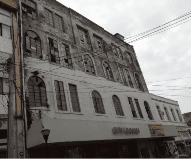 Hay más de 40 edificios abandonados en Tampico: las cornisas no son el único riesgo