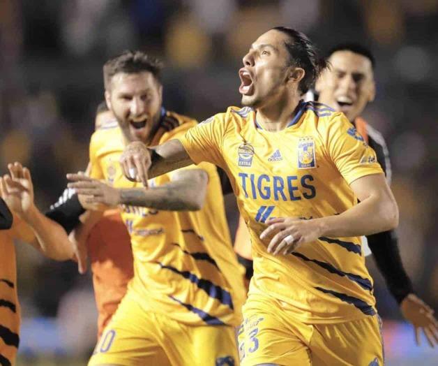 Salva Salcedo el debut de los Tigres ante Santos