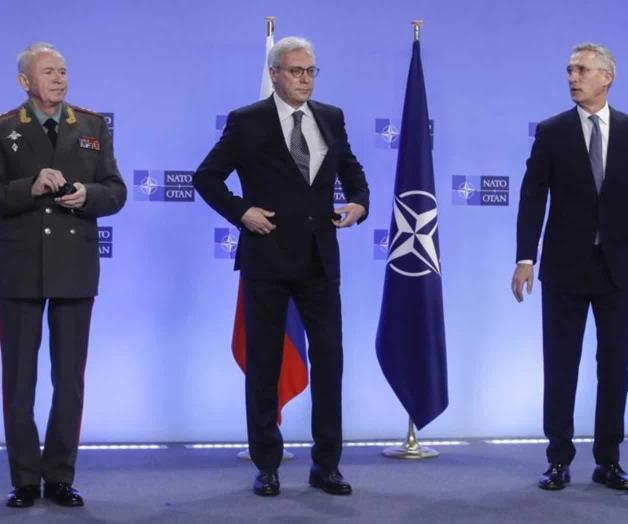 OTAN y Rusia entablan diálogo entre tensiones por Ucrania