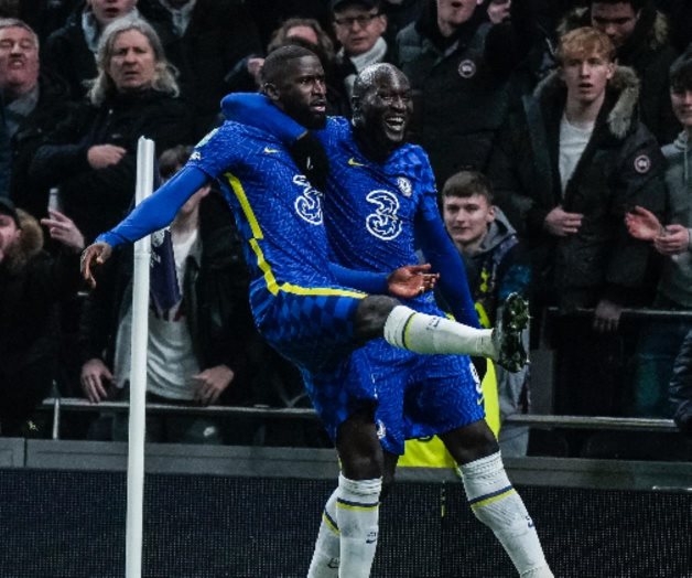 Resuelve Chelsea misión y es finalista en Copa de Liga Resuelve Chelsea misión y es finalista en Copa de Liga