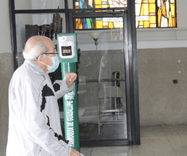 Extreman iglesias medidas sanitarias