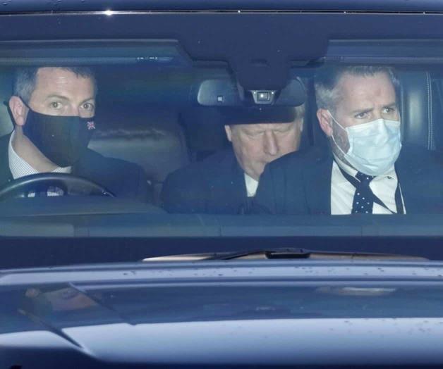 Ministros apoyan a primer ministro británico Boris Johnson