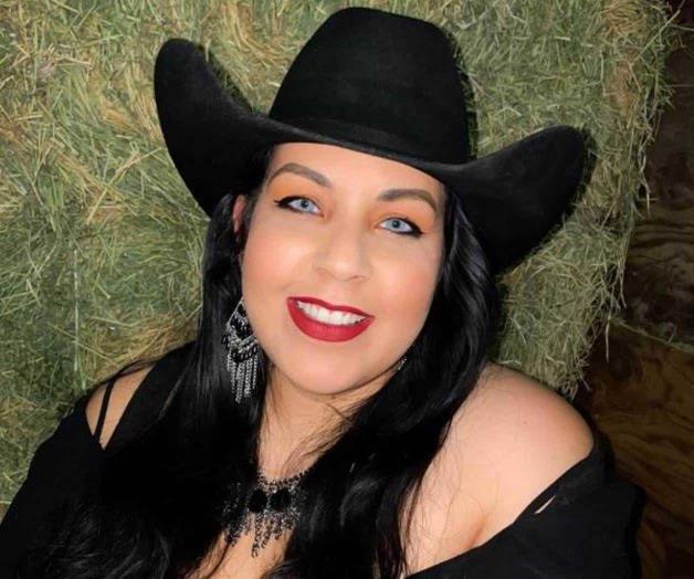 Yanet Beltrán muestra su amor por las rancheras Yanet Beltrán muestra su amor por las rancheras