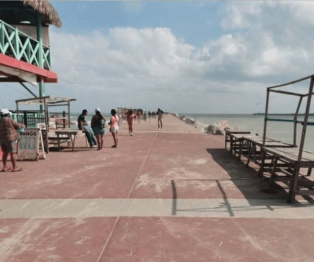 Escolleras de playa Miramar permanecen sin vigilancia