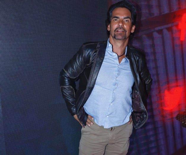 Celebra Armando Araiza que está sobrio