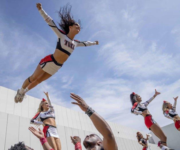 Regresan Las porristas Regresan Las porristas