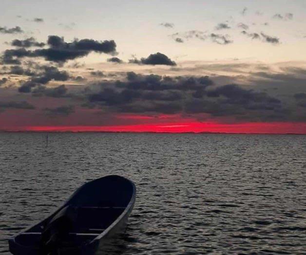 Ordenan cerrar puertos ; oleajes de hasta 4 metros