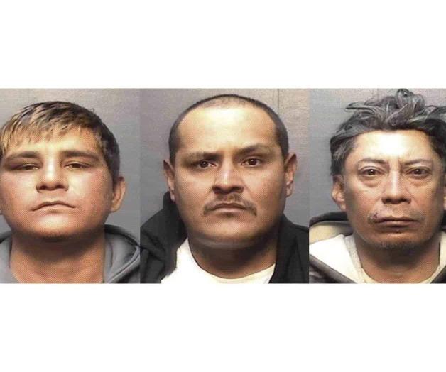 Detienen a tres por asaltar a persona Detienen a tres por asaltar a persona