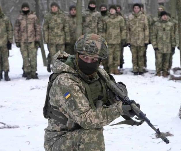 OTAN envía fuerzas al este, Irlanda rechaza maniobras rusas