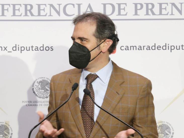 Reunirse con partidos es democracia: Lorenzo Córdova Reunirse con partidos es democracia: Lorenzo Córdova