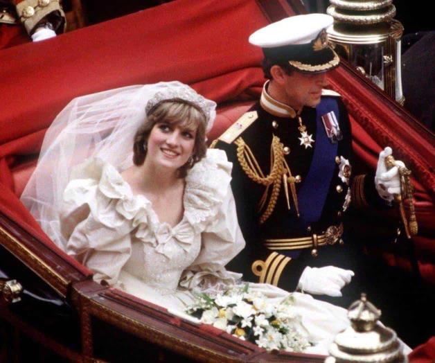 Retratada como persona: Diana de Gales